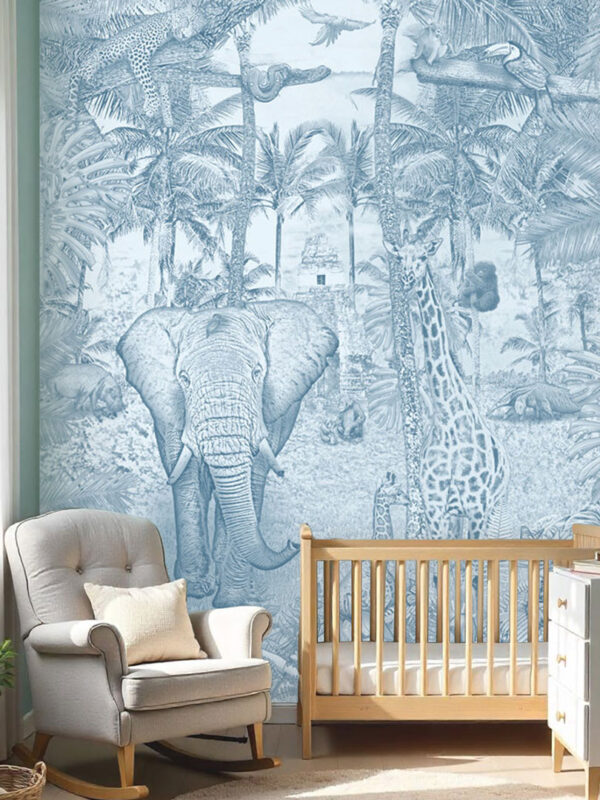 Kinderkamer getekend behang jungle dieren giraffen krijt luchtblauw