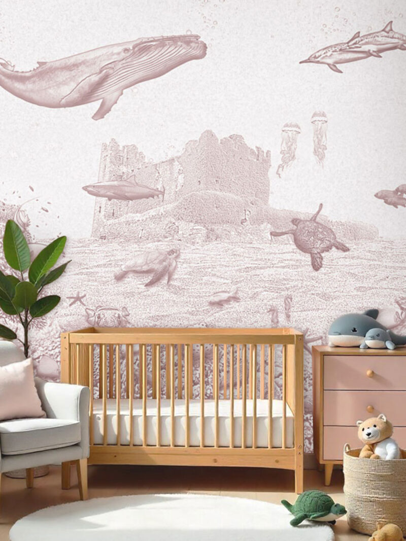 Kinderkamer getekend behang zeedieren walvis krijt oudroze